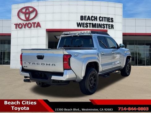 Certified 2024 Toyota Tacoma TRD Sport w/ TRD Sport Upgrade Package AWD/4WD image 11