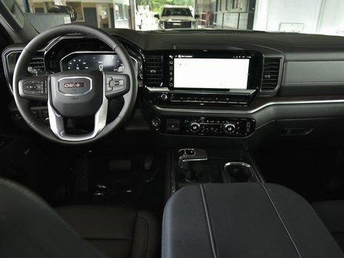 New 2025 GMC Sierra 1500 SLT w/ SLT Premium Package image 38