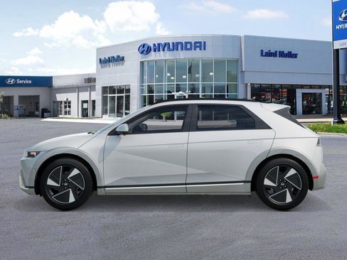New 2026 Hyundai Ioniq 5 Limited image 3