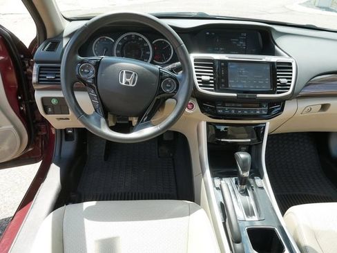 Used 2016 Honda Accord EX-L image 21