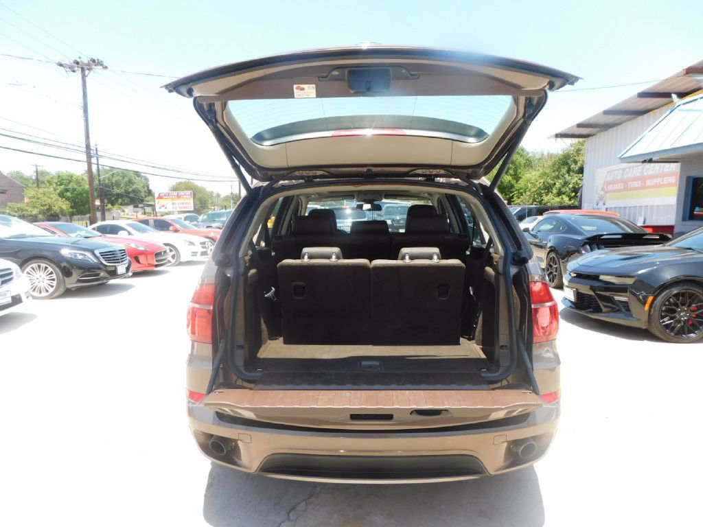 Used 2013 BMW X5 xDrive35i AWD/4WD image 16