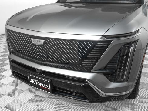 Used 2026 Cadillac Vistiq Luxury AWD/4WD image 34