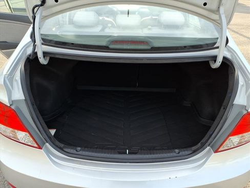 Used 2014 Hyundai Accent GLS image 13