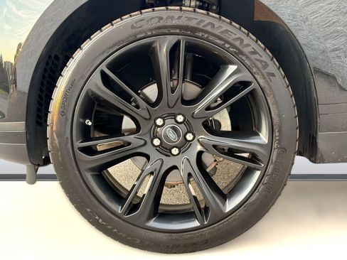 Used 2019 Land Rover Range Rover Velar S AWD/4WD image 13
