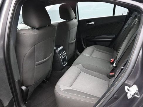 Used 2022 Dodge Charger SXT image 13