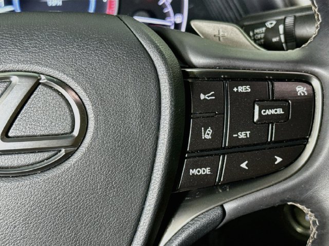 Used 2021 Lexus ES 350 w/ Accessory Package 2 FWD image 12