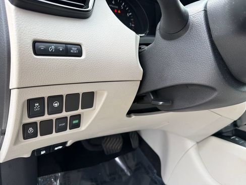 Certified 2021 Nissan Rogue Sport SL w/ Premium Package FWD image 21