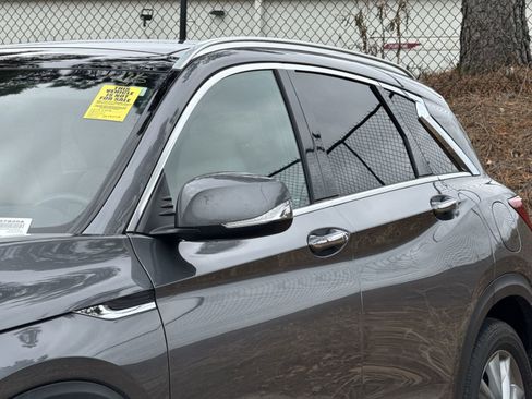 Used 2022 INFINITI QX50 Luxe w/ Cargo Package image 8