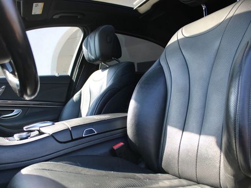 Used 2016 Mercedes-Benz S 550 Sedan image 8