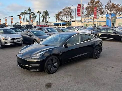 Used 2019 Tesla Model 3 RWD image 2