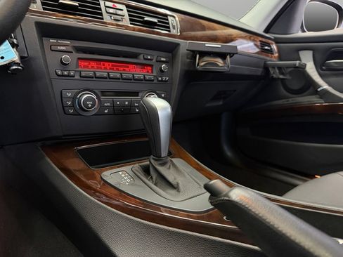 Used 2010 BMW 335i Sedan RWD image 19