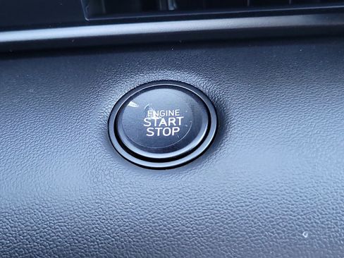 New 2025 Hyundai Elantra Sport FWD image 13