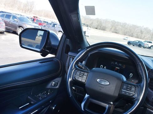 Used 2022 Ford Expedition Max Platinum image 21