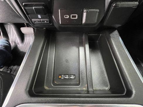Used 2021 GMC Sierra 2500 Denali w/ Denali Ultimate Package AWD/4WD image 28