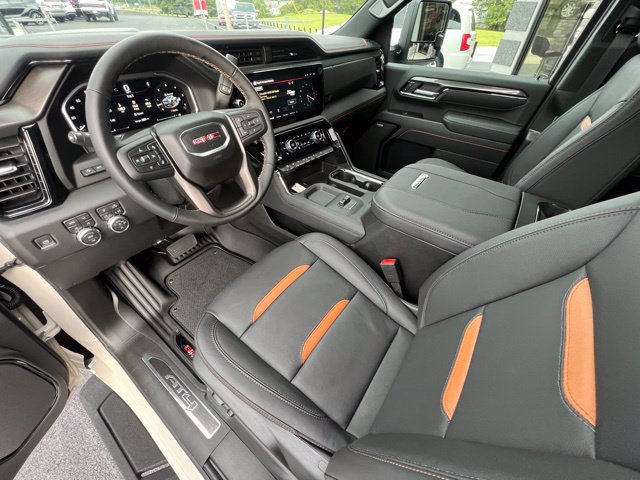 Used 2026 GMC Sierra 2500 AT4 w/ AT4 Premium Plus Package AWD/4WD image 15
