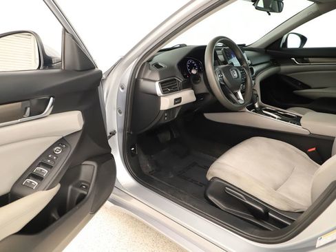 Used 2020 Honda Accord LX image 14