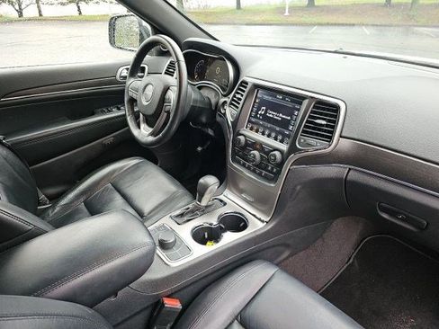Used 2018 Jeep Grand Cherokee Limited w/ Trailer Tow Group IV image 14