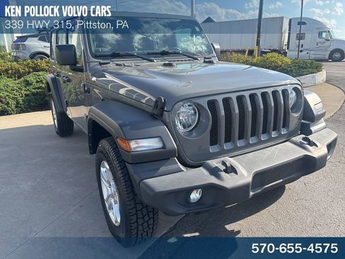 Used 2021 Jeep Wrangler Unlimited Sport AWD/4WD image 4