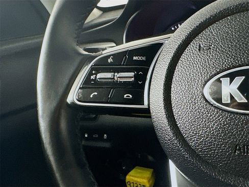 Used 2020 Kia Optima Premium image 25