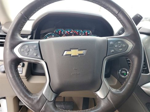 Used 2016 Chevrolet Suburban LT image 25