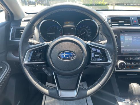 Used 2019 Subaru Outback 3.6R Limited AWD/4WD image 21