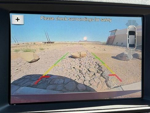 Used 2017 Ford Explorer XLT w/ Equipment Group 202A image 32