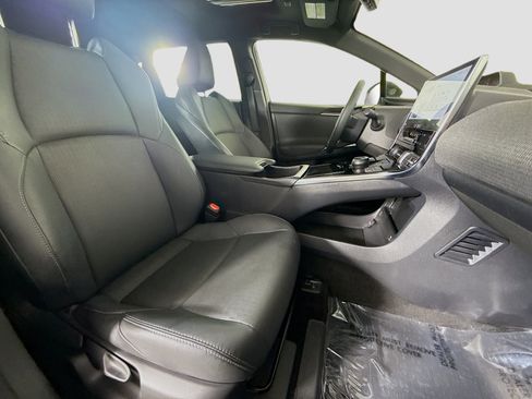 Used 2023 Toyota bZ4X Limited w/ Weather Package image 27