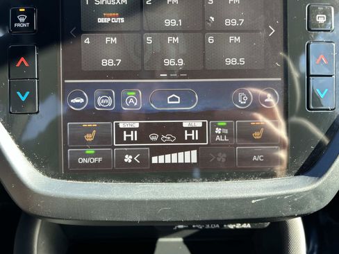 Certified 2025 Subaru Forester Premium image 24