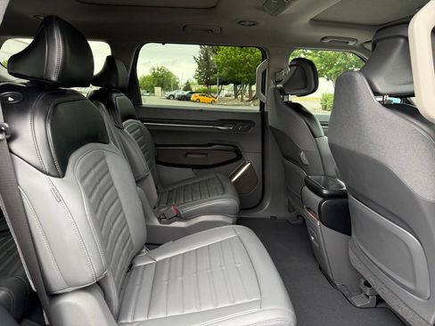 Certified 2024 Kia EV9 Land AWD/4WD image 13