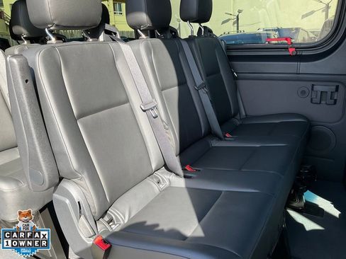 Used 2024 Mercedes-Benz Sprinter 2500 image 31