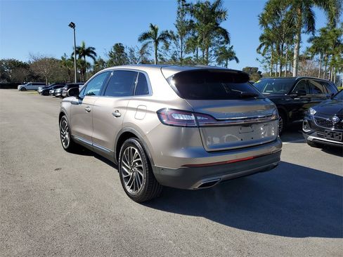 Used 2019 Lincoln Nautilus Reserve image 3