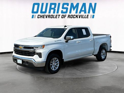 Used 2023 Chevrolet Silverado 1500 LT AWD/4WD image 2