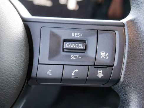 Certified 2025 Nissan Kicks SV w/ Illumination Package image 29