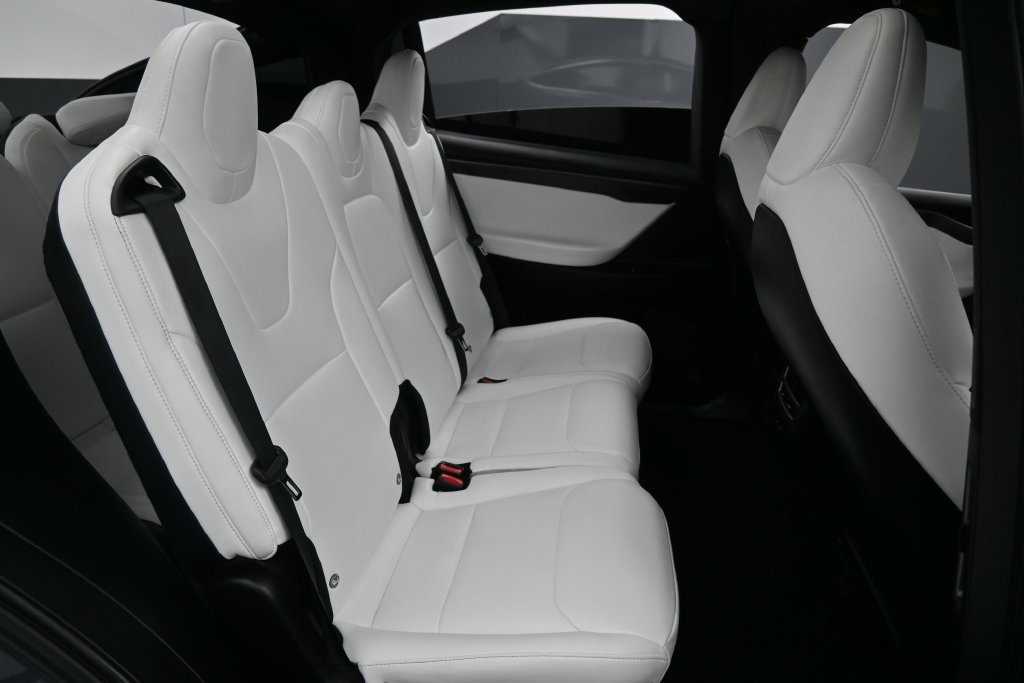 Used 2020 Tesla Model X Performance AWD/4WD image 9