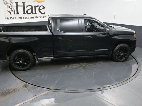 Used 2024 Chevrolet Silverado 1500 High Country w/ Midnight Edition image 37