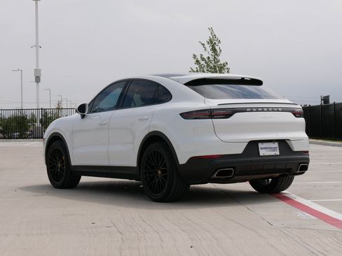 Used 2021 Porsche Cayenne Coupe AWD/4WD image 7