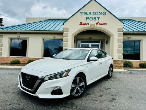 Used 2021 Nissan Altima 2.5 SL image 2