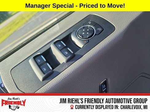 Used 2016 Ford F150 XLT w/ Equipment Group 302A Luxury AWD/4WD image 4