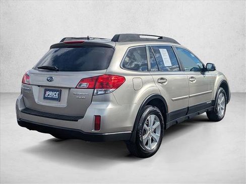 Used 2014 Subaru Outback 3.6R Limited w/ Moonroof Package image 5