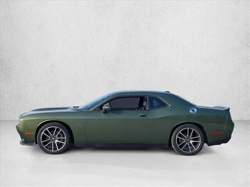Used 2022 Dodge Challenger R/T w/ Plus Package image 8