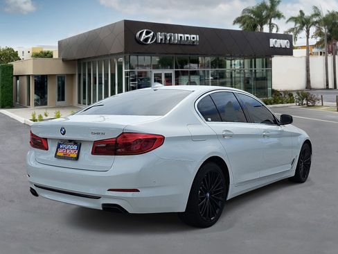 Used 2019 BMW 540i w/ Convenience Package image 3