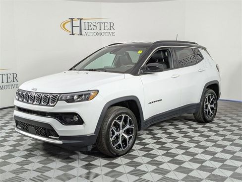 Used 2024 Jeep Compass Limited image 3