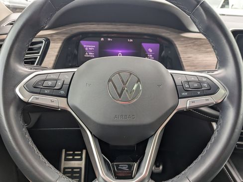 Used 2024 Volkswagen Atlas SEL Premium R-Line AWD/4WD image 17