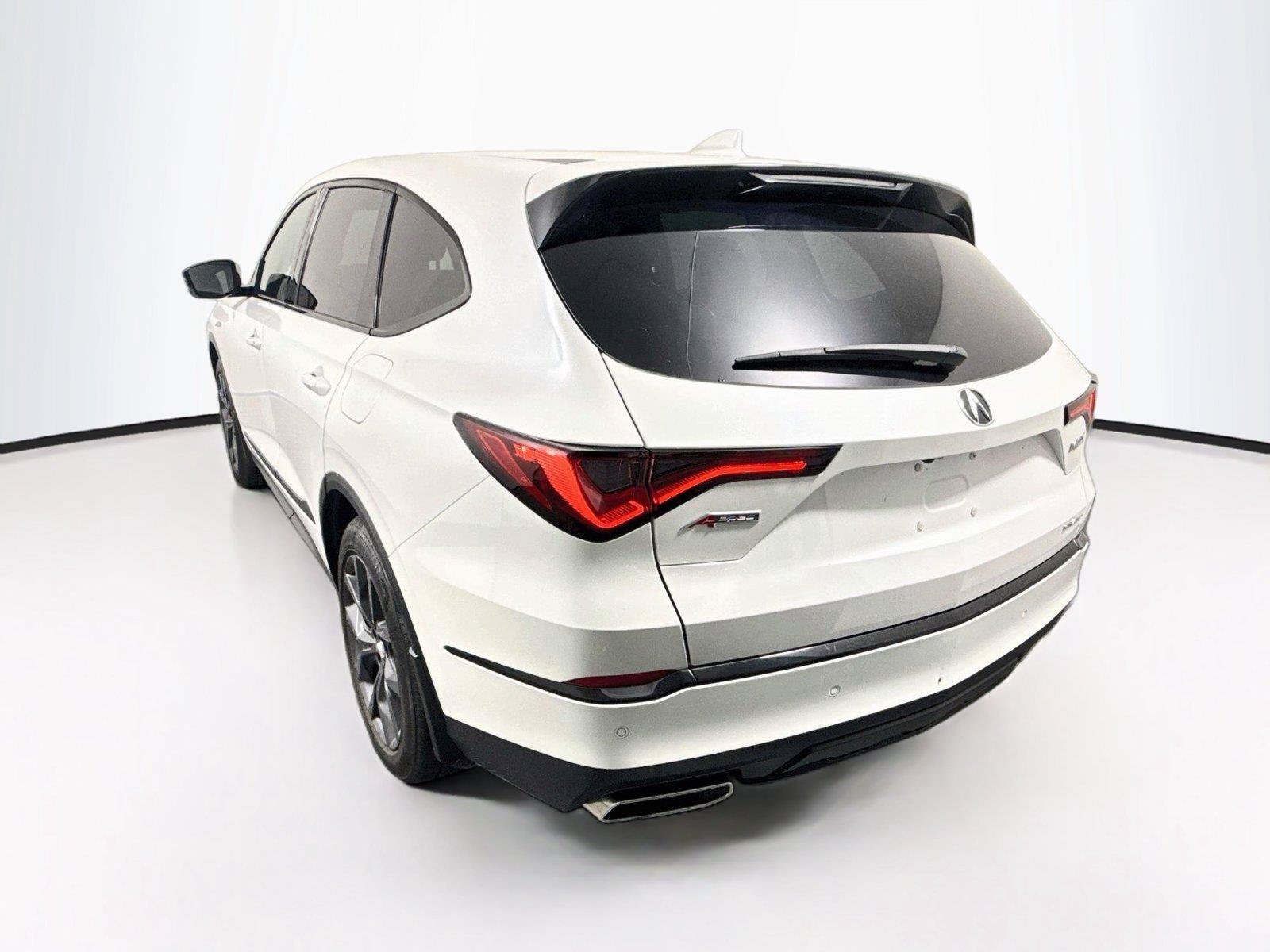 Used 2023 Acura MDX A-Spec AWD/4WD image 3