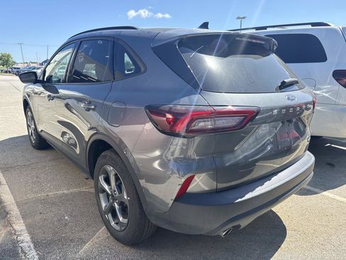 Used 2025 Ford Escape ST-Line AWD/4WD image 3