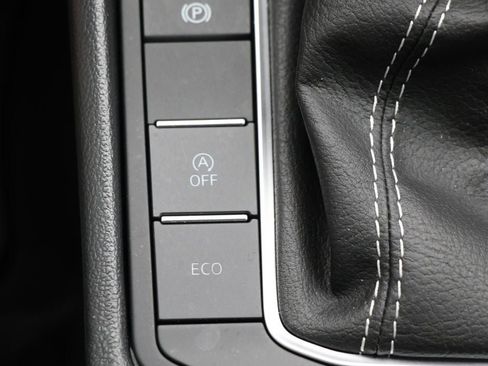 Used 2024 Volkswagen Jetta S image 23