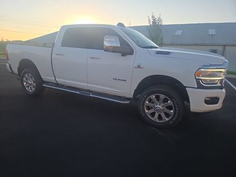 Used 2023 RAM 2500 Laramie AWD/4WD image 16