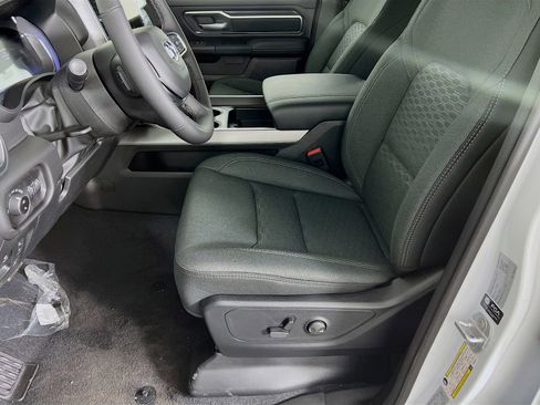 New 2026 RAM 1500 Big Horn AWD/4WD image 3