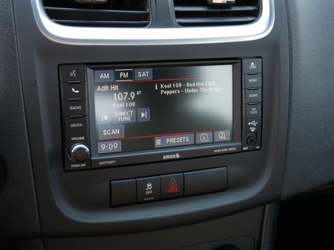 Used 2014 Dodge Avenger SXT w/ Rallye Appearance Group FWD image 22
