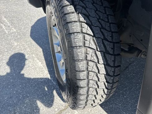 Used 2012 Toyota FJ Cruiser Base w/ Upgrade Pkg image 27